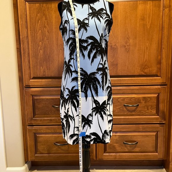 Vince Camuto Sleveless Tropical Hawaiin Print Dress 4P - Picture 2 of 5
